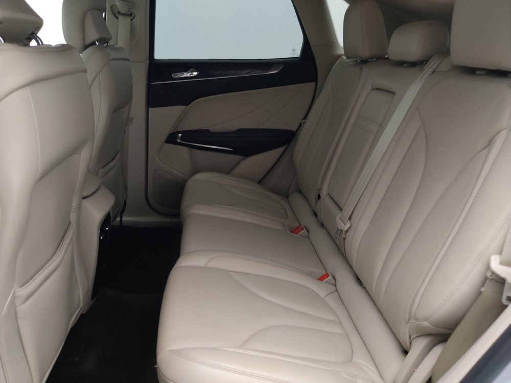 Used 2017 Lincoln MKC Reserve FWD image 18
