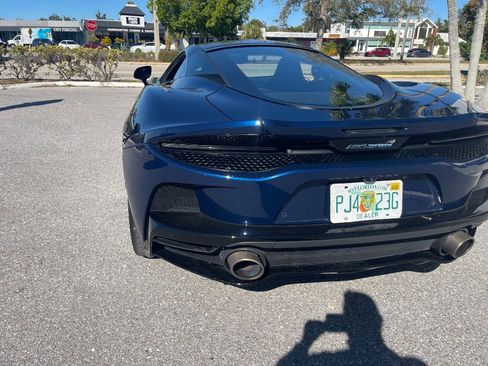 Used 2020 McLaren GT image 32