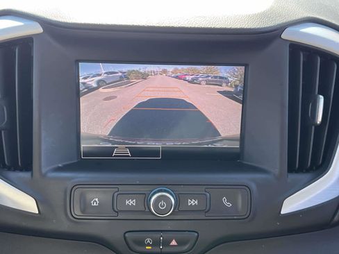 Used 2023 GMC Terrain SLE w/ Driver Convenience Package image 23