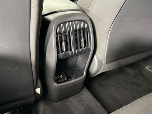 Used 2025 Hyundai Kona SEL FWD image 30