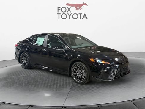 New 2026 Toyota Camry SE FWD image 7