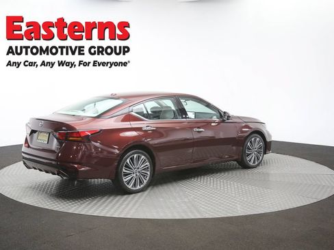 Used 2024 Nissan Altima 2.5 SL AWD/4WD image 45