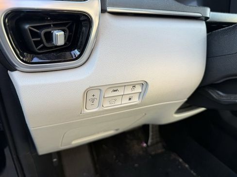 Used 2023 Kia Sorento SX Prestige image 8