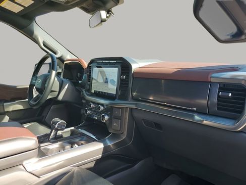 Used 2022 Ford F150 Lariat w/ Max Trailer Tow Package image 14