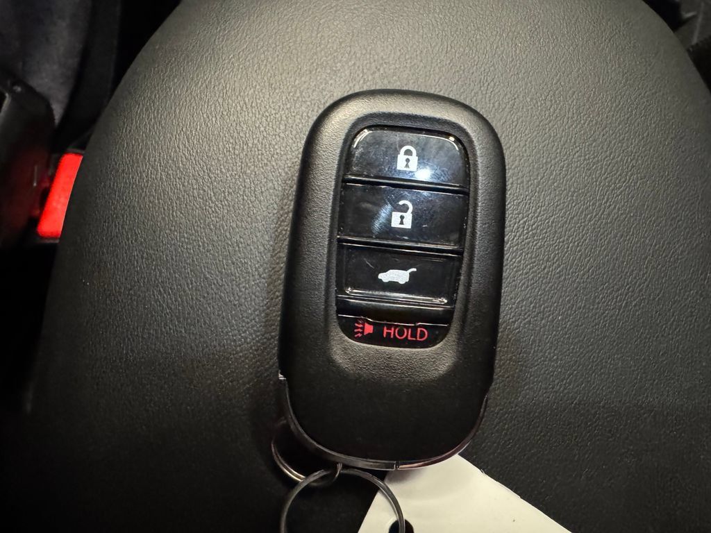 Used 2024 Honda HR-V LX image 18