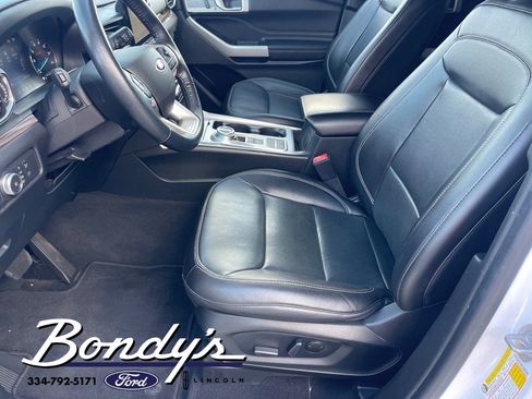 Used 2022 Ford Explorer Limited image 10