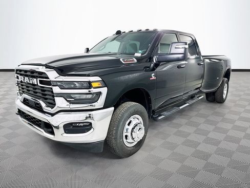 New 2026 RAM 3500 Tradesman AWD/4WD image 23
