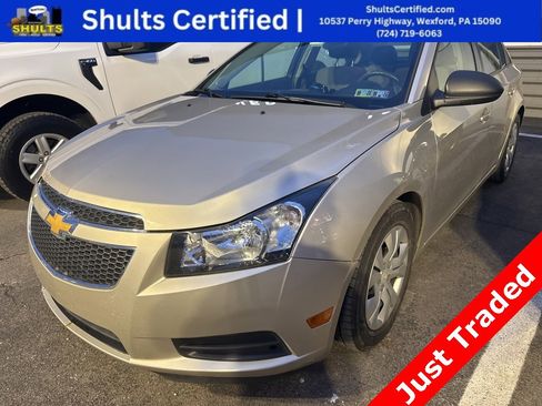 Used 2013 Chevrolet Cruze LS image 1