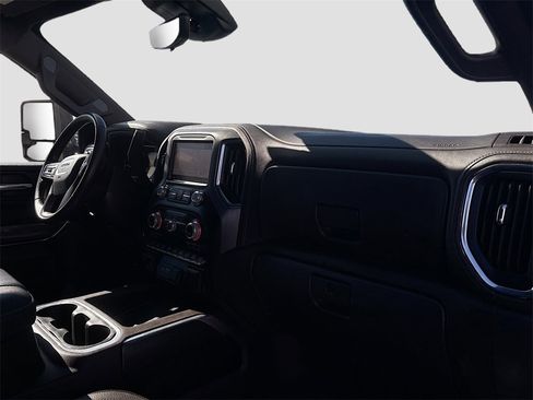 Used 2023 GMC Sierra 2500 Denali w/ Denali Ultimate Package image 30