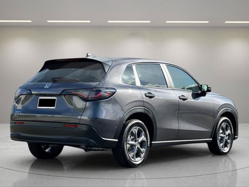 New 2027 Honda HR-V LX image 5