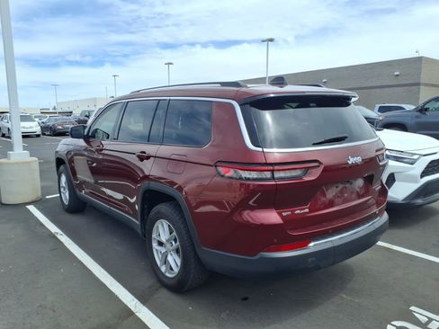 Used 2022 Jeep Grand Cherokee L Laredo w/ Luxury Tech Group I image 3