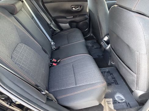 Used 2025 Honda HR-V Sport image 11