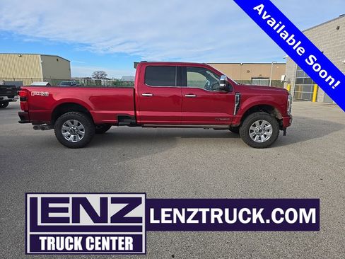 Used 2024 Ford F250 Platinum w/ FX4 Off-Road Package image 1
