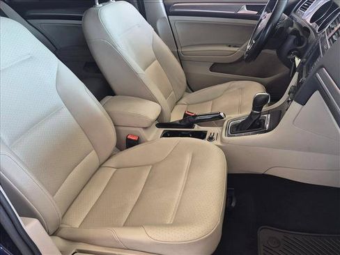 Used 2017 Volkswagen Golf Alltrack S AWD/4WD image 19