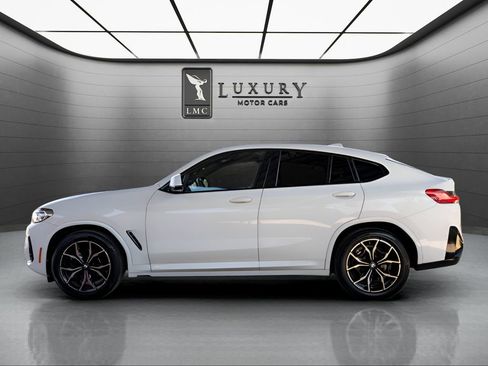 Used 2023 BMW X4 xDrive30i w/ M Sport Package AWD/4WD image 5