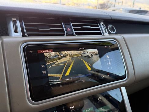 Used 2018 Land Rover Range Rover HSE image 39