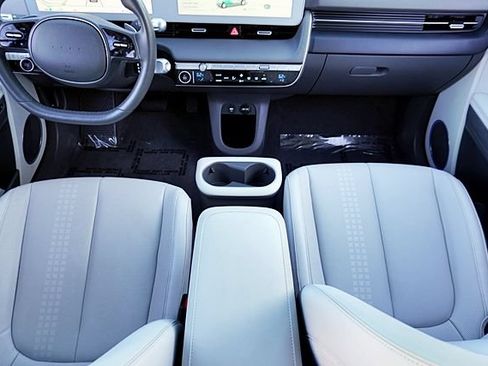 Used 2024 Hyundai Ioniq 5 Limited RWD image 32