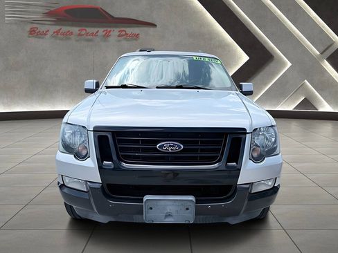 Used 2010 Ford Explorer XLT RWD image 2