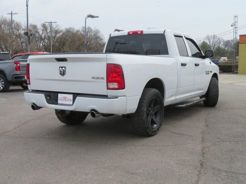 Used 2017 RAM 1500 Express image 4