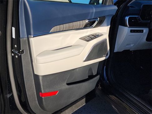 New 2025 Kia Telluride EX image 9