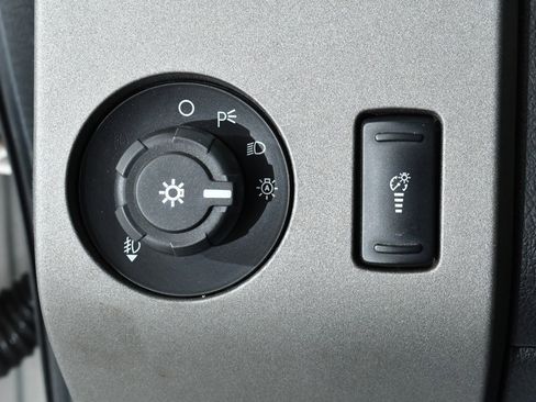 Used 2011 Ford F350 Lariat w/ Lariat Ultimate Pkg image 31