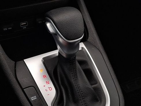 Certified 2023 Kia Forte LXS w/ LXS Technology Package image 19