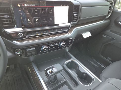 New 2026 GMC Sierra 1500 Elevation w/ Elevation Premium Package AWD/4WD image 33