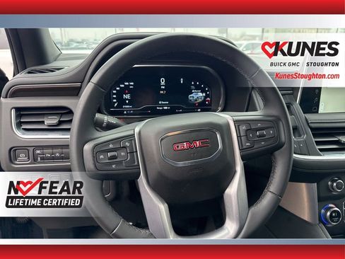 Used 2023 GMC Yukon SLE w/ Gmc Pro Safety Plus Package image 25