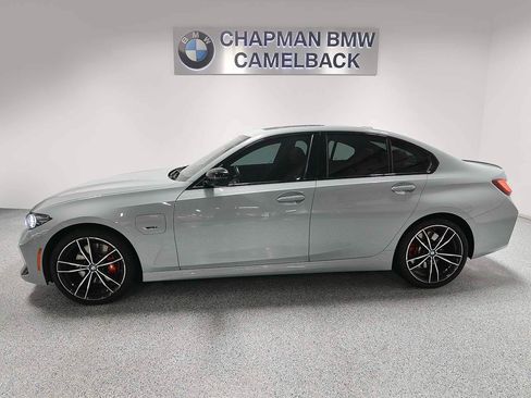 Used 2023 BMW 330e w/ M Sport Package RWD image 3
