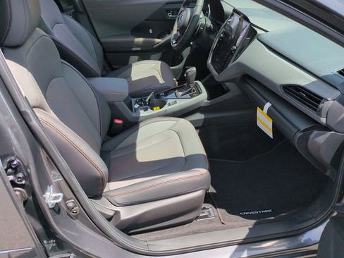 New 2025 Subaru Crosstrek 2.5i Limited w/ Crosstrek Mirror Package image 38
