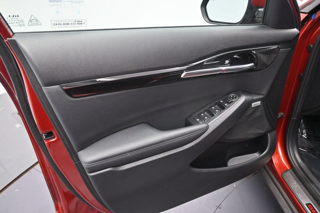 Certified 2024 Kia Seltos SX AWD/4WD image 18