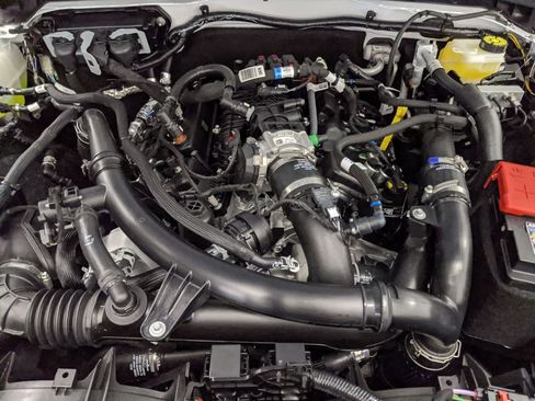 New 2025 Ford Bronco Badlands image 28