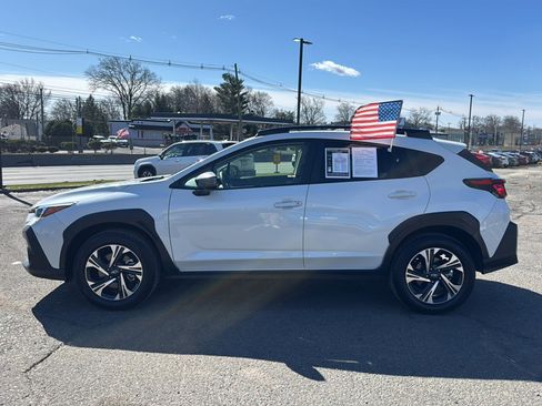 Used 2024 Subaru Crosstrek 2.0i Premium image 8