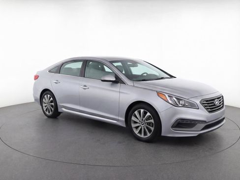 Used 2017 Hyundai Sonata Sport image 2