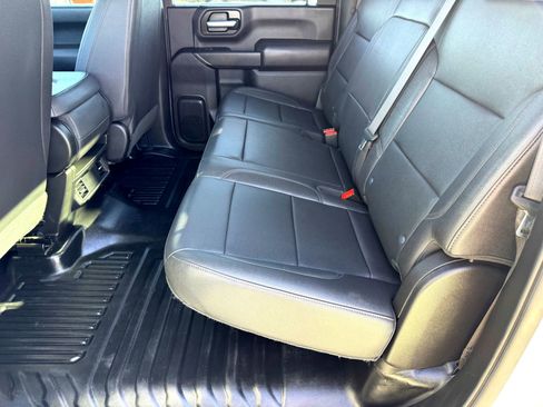 Used 2024 Chevrolet Silverado 3500 W/T image 18