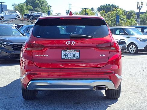 Used 2023 Hyundai Santa Fe Calligraphy FWD image 4