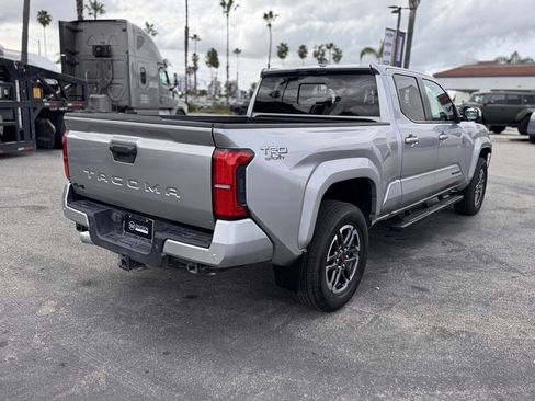 Used 2024 Toyota Tacoma TRD Off-Road image 12