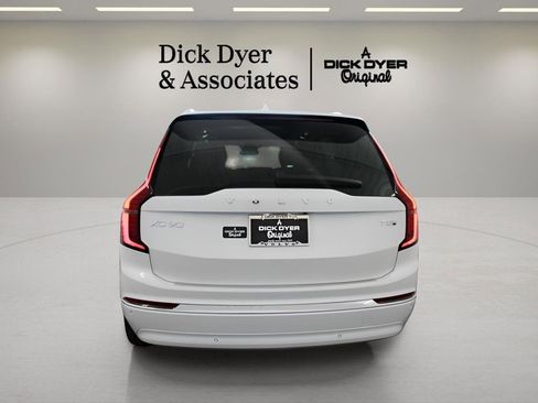 New 2026 Volvo XC90 T8 Plus w/ Protection Package Premier image 2