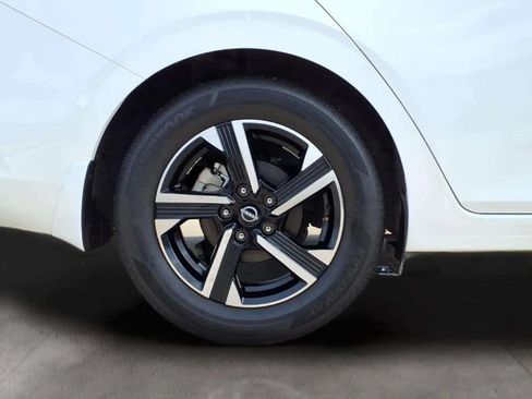 Used 2025 Nissan Sentra SV w/ Trunk Package FWD image 20