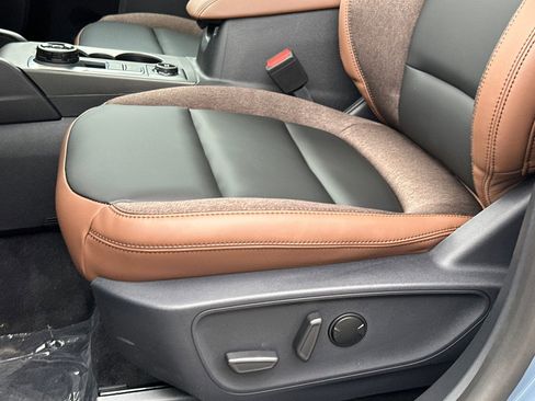 New 2025 Ford Bronco Sport Outer Banks w/ Outer Banks Tech Package+ image 16