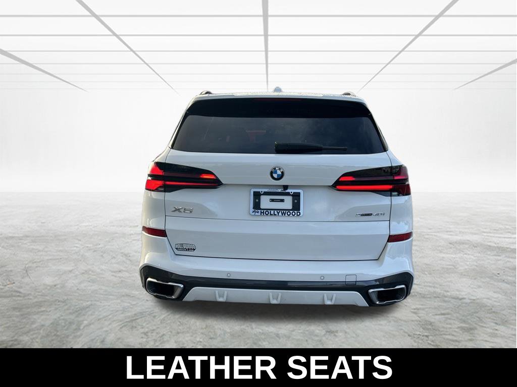 Used 2026 BMW X5 sDrive40i w/ M Sport Package RWD image 6