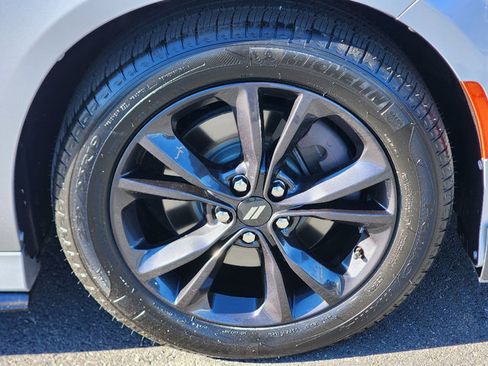 Used 2020 Dodge Charger GT w/ Plus Group image 4