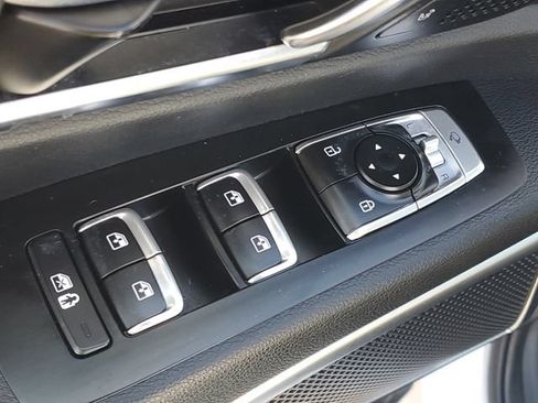 Used 2023 Kia Telluride SX Prestige AWD/4WD image 17