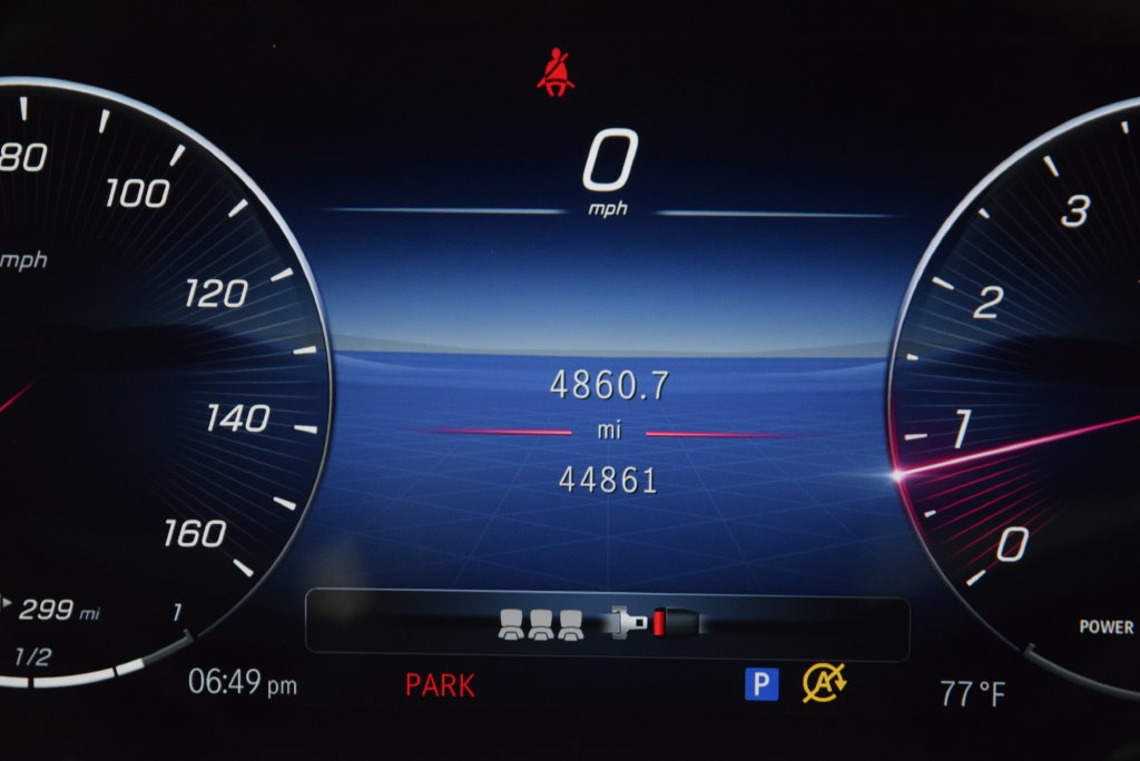 Used 2023 Mercedes-Benz GLC 300 image 27