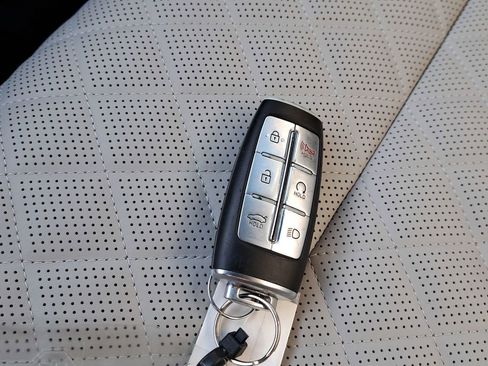 Used 2022 Genesis G70 3.3T image 31