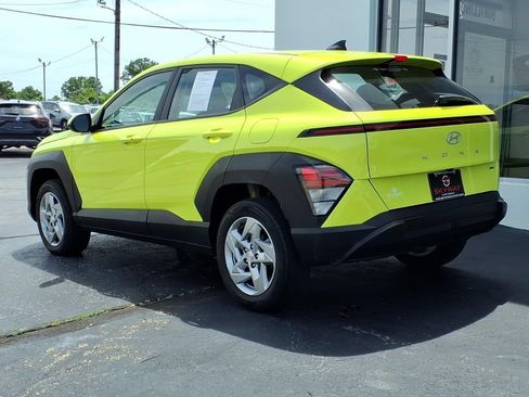 Used 2024 Hyundai Kona SE AWD/4WD image 6