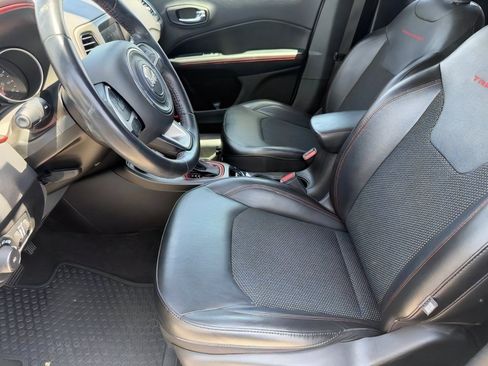 Used 2020 Jeep Compass Trailhawk w/ Safety & Security Group AWD/4WD image 15