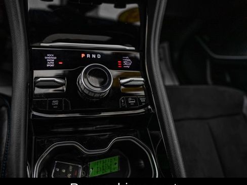 Used 2022 Jeep Grand Cherokee Trailhawk image 15