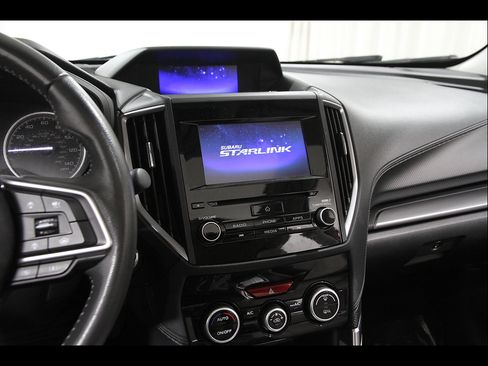 Used 2023 Subaru Forester Premium AWD/4WD image 9