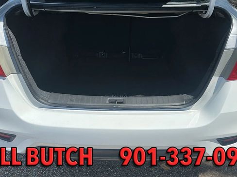 Used 2017 Nissan Sentra SV FWD image 17